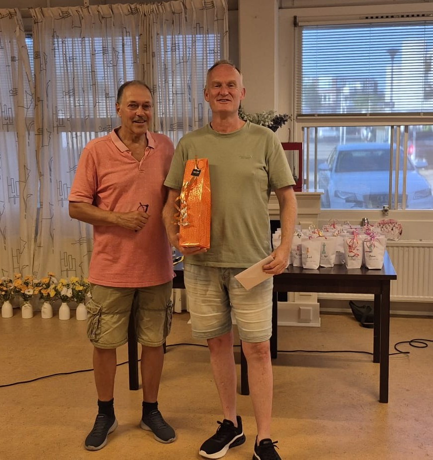 Attentie voor Mark voor afscheid als trainer
